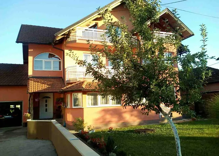 Alibasic Apartment *